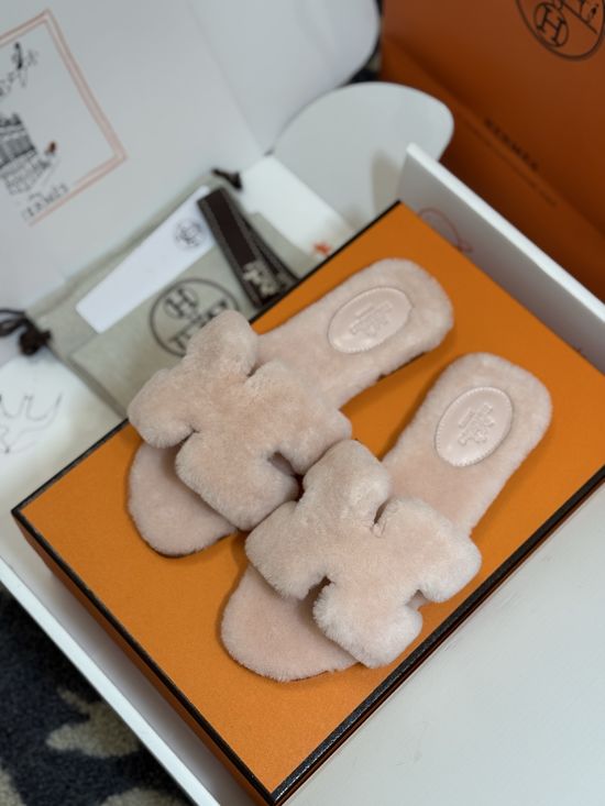 Hermes Shearling Lined Slippers Soft Leather Sole Warm