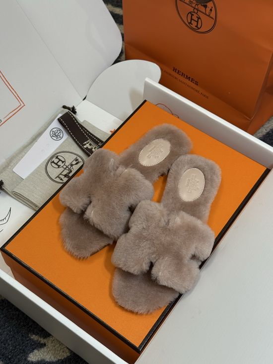 Hermes Shearling Lined Slippers Soft Leather Sole Warm