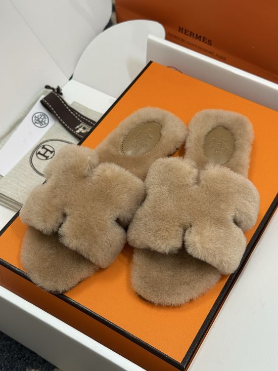 Hermes Shearling Lined Slippers Soft Leather Sole Warm