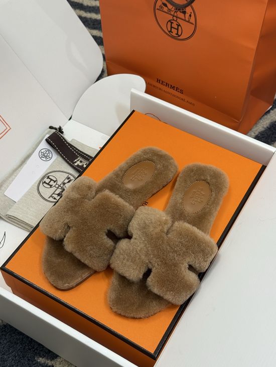 Hermes Shearling Lined Slippers Soft Leather Sole Warm