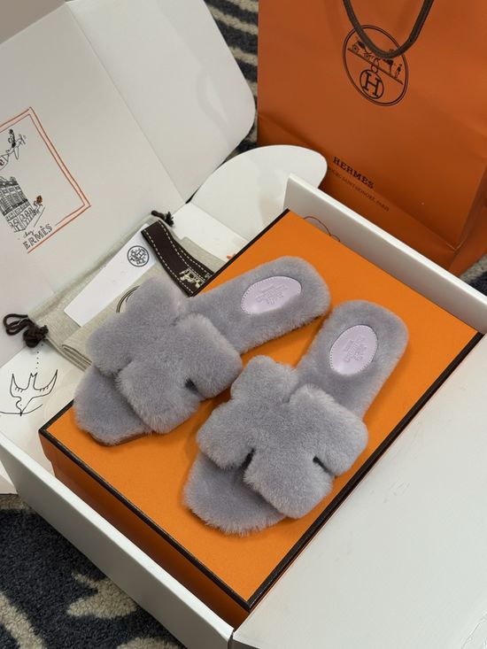 Hermes Shearling Lined Slippers Soft Leather Sole Warm