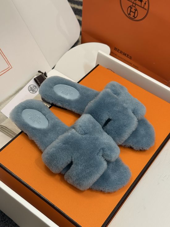 Hermes Shearling Lined Slippers Soft Leather Sole Warm