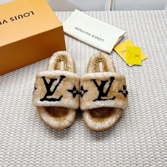 Louis Vuitton LV Soft Fleece Lined Comfortable Home Slippers