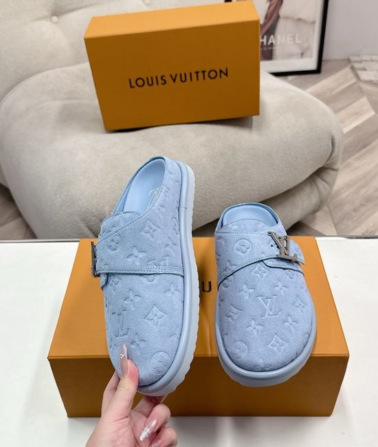 Louis Vuitton LV Comfortable Leather Casual Slippers Soft Non-slip Sole