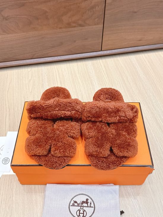 Hermes Premium Curly Fur Slip On Slippers Soft TPU Sole