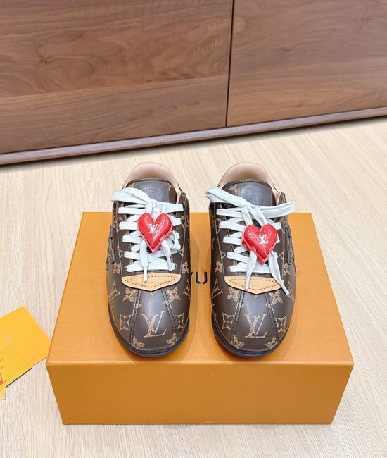 Louis Vuitton LV Casual Fashion Sneakers With Soft Upper And Durable Sole