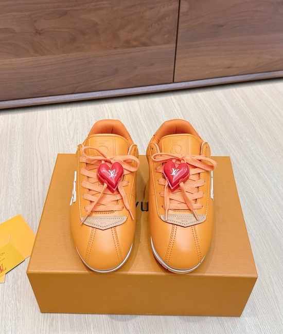Louis Vuitton LV Casual Fashion Sneakers With Soft Upper And Durable Sole