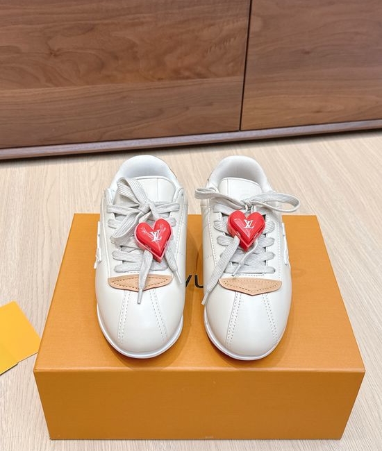 Louis Vuitton LV Casual Fashion Sneakers With Soft Upper And Durable Sole