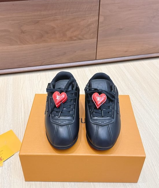 Louis Vuitton LV Casual Fashion Sneakers With Soft Upper And Durable Sole
