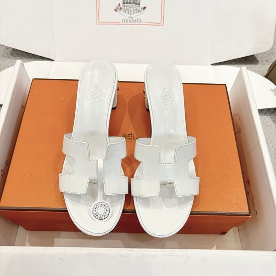 Hermes Cowhide Upper Slide Sandals Soft Sole Daily Wear Shoes