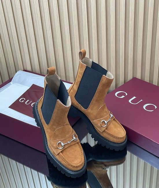 Gucci Horsebit Decor Chelsea Ankle Boots Thick Grooved Rubber Sole