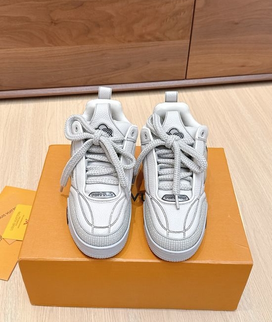 Louis Vuitton LV Minimalist Comfortable Lightweight Fashion Casual Sports Sneakers