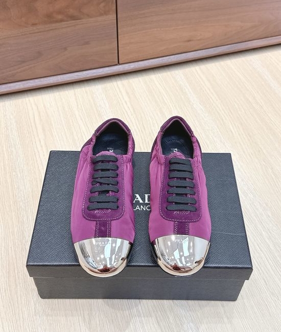 Prada Metallic-Toe Thin-Sole Casual Sneakers
