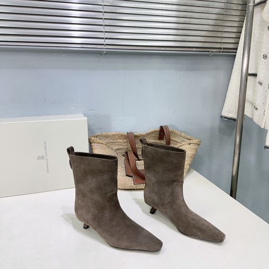 Brunello Cucinelli Kitten Heel Square Toe Ankle Boots Soft Leather Lining
