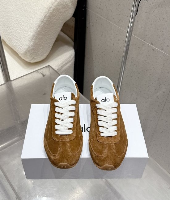 Alo Low-top Retro Casual Sneakers Soft Comfortable Lightweight Sole