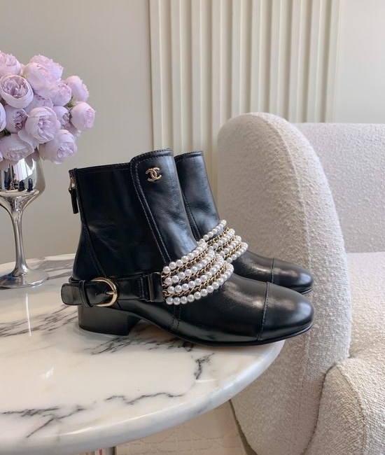Chanel Classic Pearl Chunky Heel Ankle Boots Sheepskin Upper