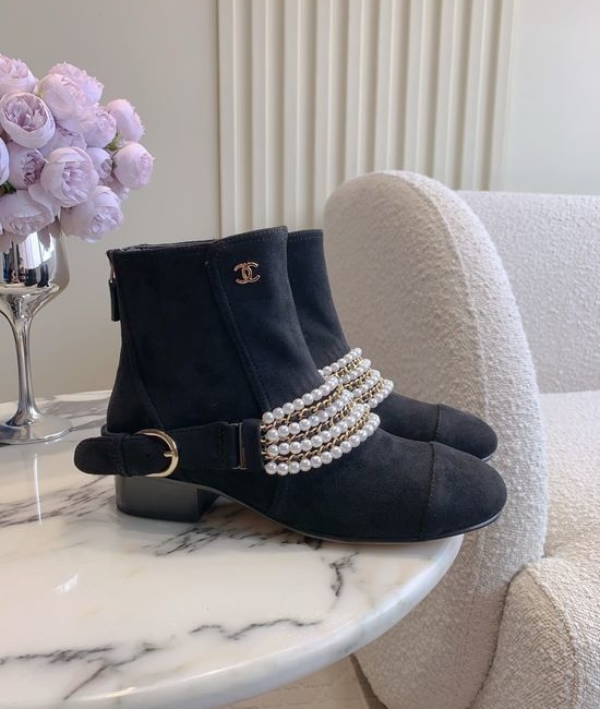 Chanel Classic Pearl Chunky Heel Ankle Boots Sheepskin Upper