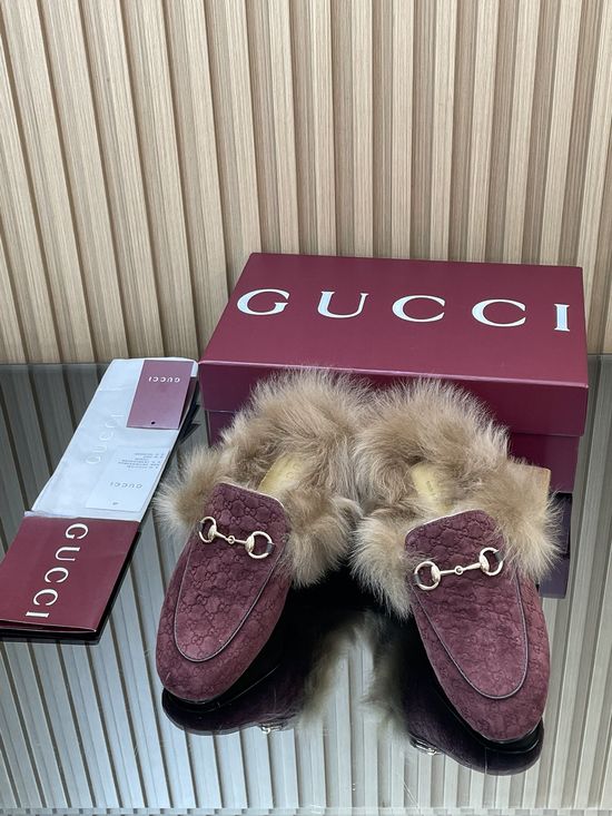 Gucci Embossed Suede Fur Lined Loafer Mules with Horsebit