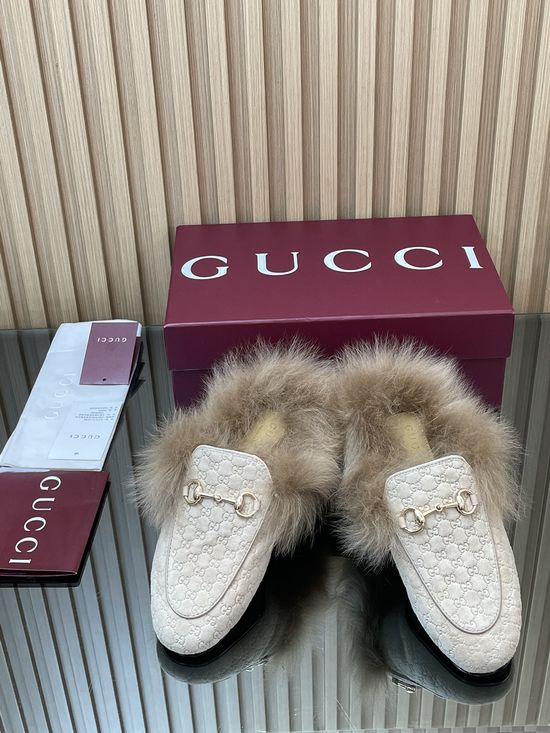 Gucci Embossed Suede Fur Lined Loafer Mules with Horsebit
