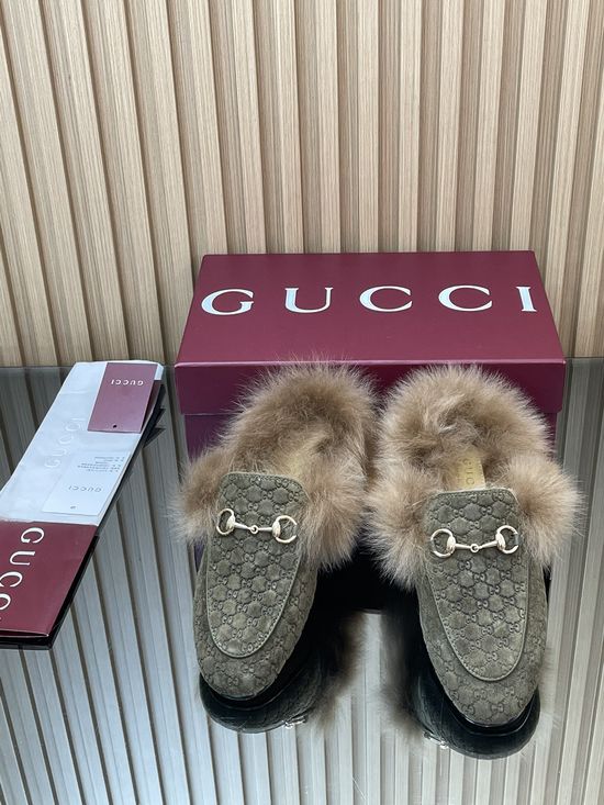 Gucci Embossed Suede Fur Lined Loafer Mules with Horsebit