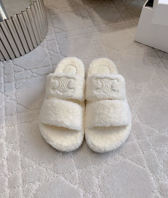 Celine Comfy Thick-soled Fluffy Slippers for Relaxed Style