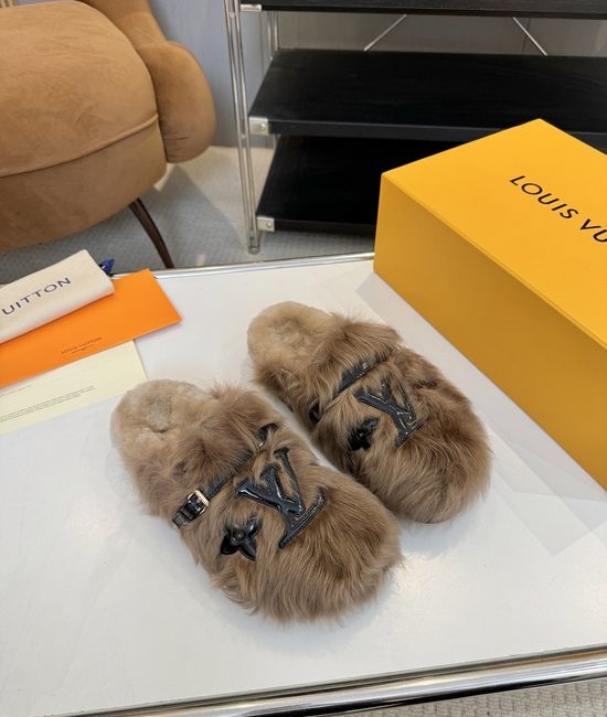 Louis Vuitton LV Curly Lamb Fleece Lined Home Slippers Soft Warm Cozy Non-slip