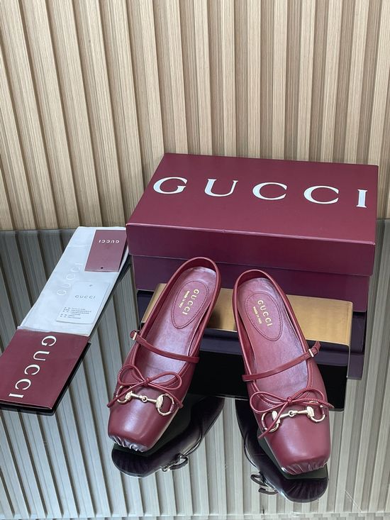 Gucci Embossed Fabric Square Toe Mule Slippers Leather Lining