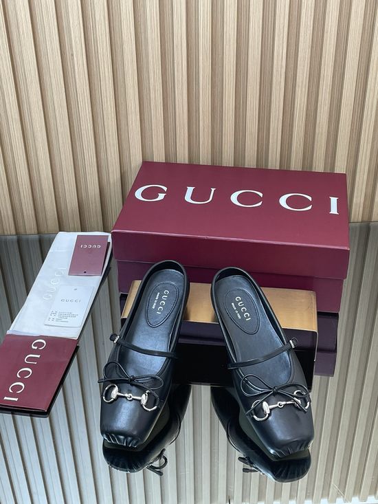 Gucci Embossed Fabric Square Toe Mule Slippers Leather Lining