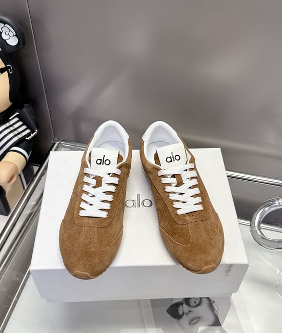 Alo Classic Versatile Suede Upper Comfortable Casual Trainer Shoes