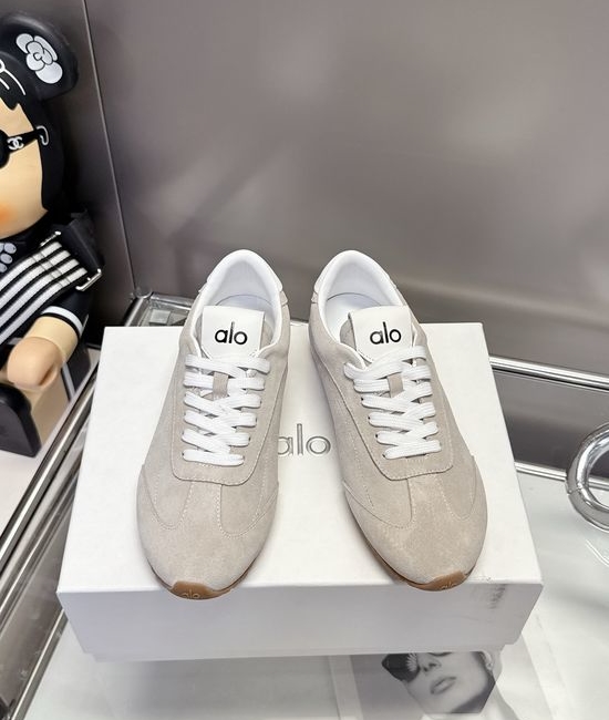 Alo Classic Versatile Suede Upper Comfortable Casual Trainer Shoes