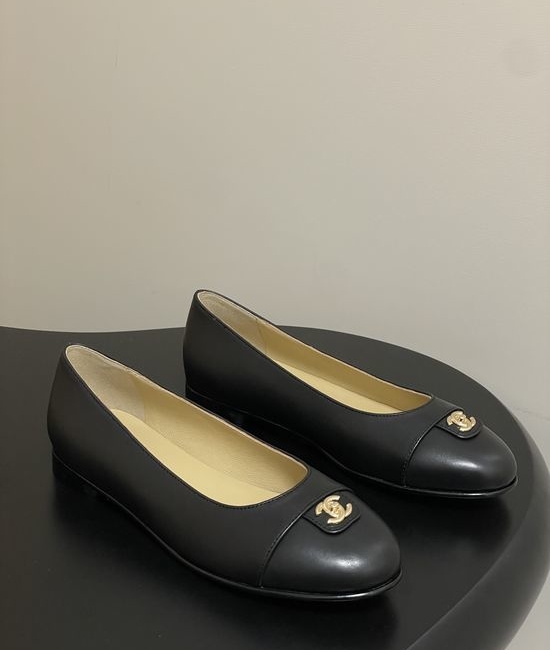 Chanel Classic Colorblock Slingback Sandals with Metal Buckle