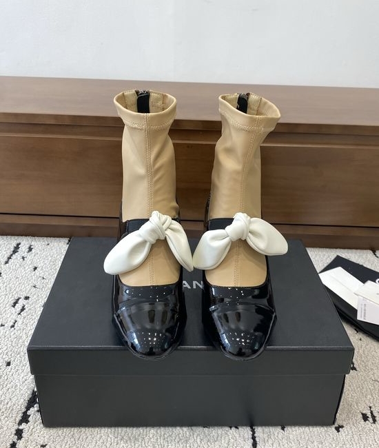 Chanel Classic Buckle Fastening Mary Jane Flats Leather Upper