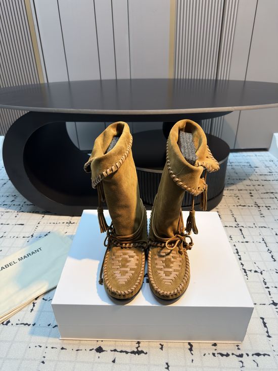 Isabel Marant Western Boots with Embroidered Cultural Fusion Style