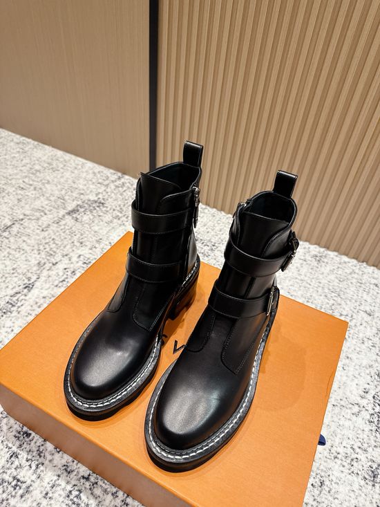 Louis Vuitton Classic Printed Ankle Boots Easy Slip-on Comfortable Elevated