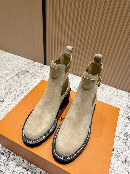 Louis Vuitton Classic Printed Ankle Boots Easy Slip-on Comfortable Elevated