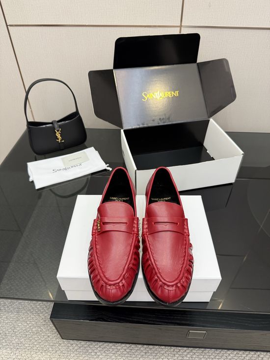 Yves Saint Laurent Classic Small Logo Loafer Shoes Almond Toe Leather Footwear