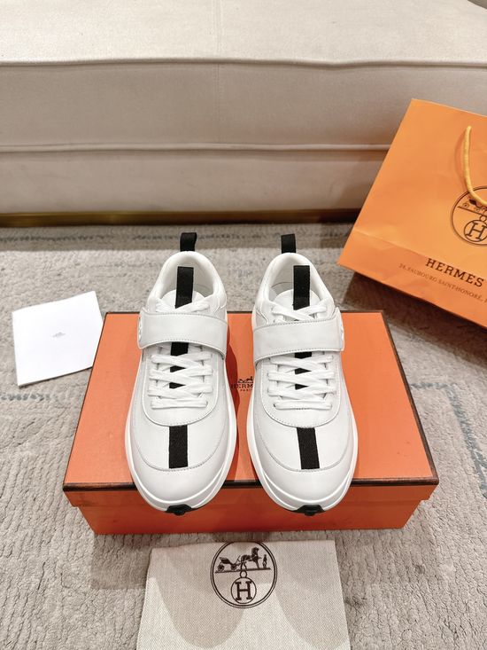 Hermes Comfortable Velcro Cushioned Casual Sports Sneakers