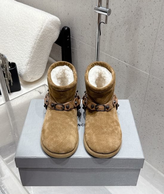 Balenciaga Warm Non Slip Snow Boots With Fuzzy Lining