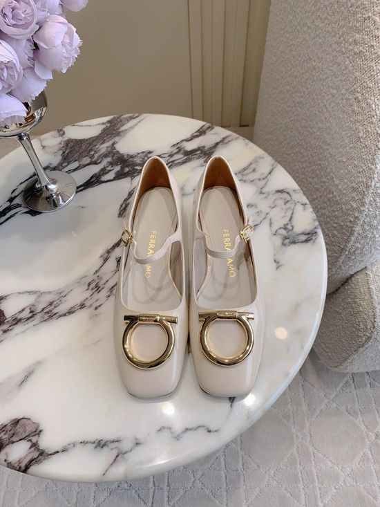 Ferragamo Elegant Leather Mary Jane Shoes Exquisite Details
