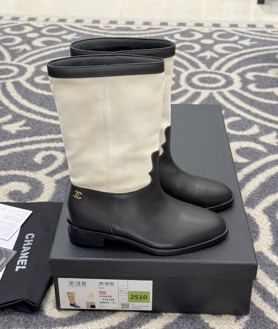 Chanel Suede Spliced Ankle Boots Soft Comfortable Leather Footwear