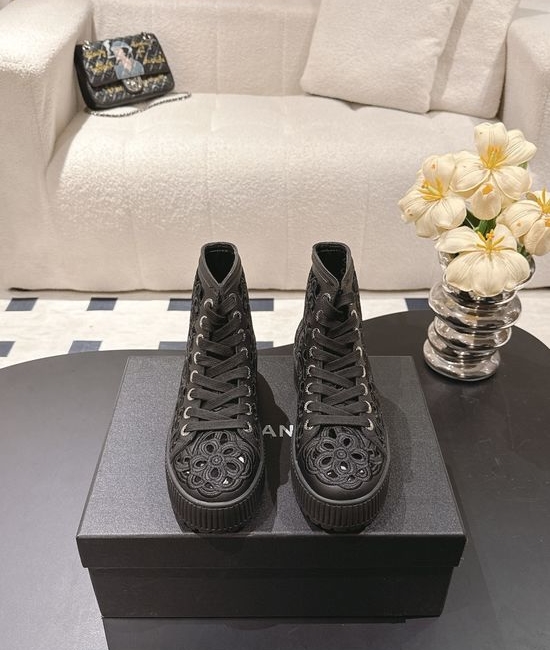 Chanel Convertible Hollow Out Boots Wool Lining Embroidered Pattern Anti-slip Sole