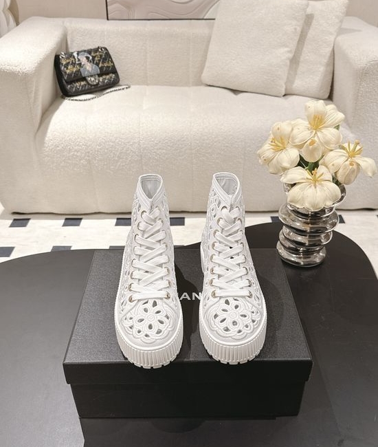 Chanel Convertible Hollow Out Boots Wool Lining Embroidered Pattern Anti-slip Sole