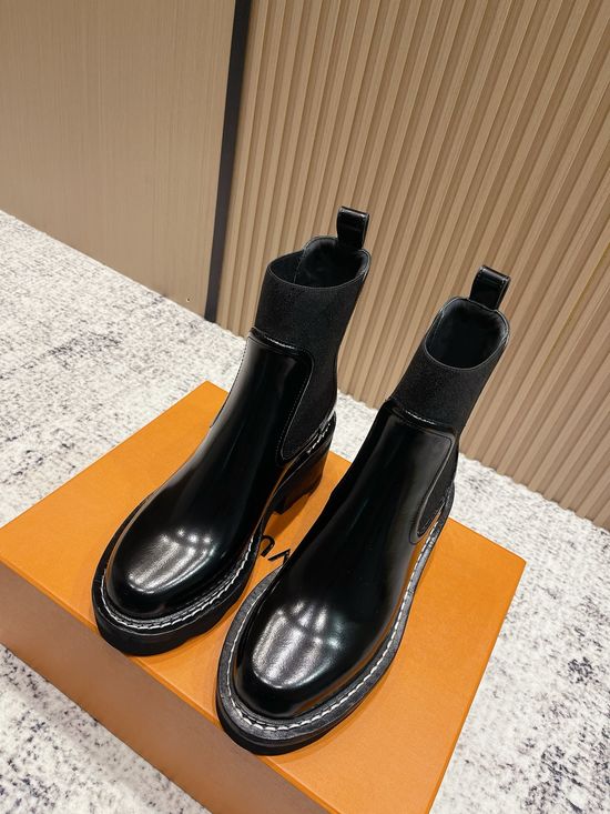 Louis Vuitton Classic Printed Ankle Boots Easy Slip-on Comfortable Elevated