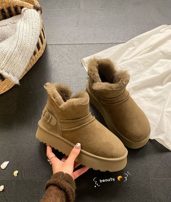 UGG Light Brown Suede Soft Lined Versatile Comfortable Warm Boots
