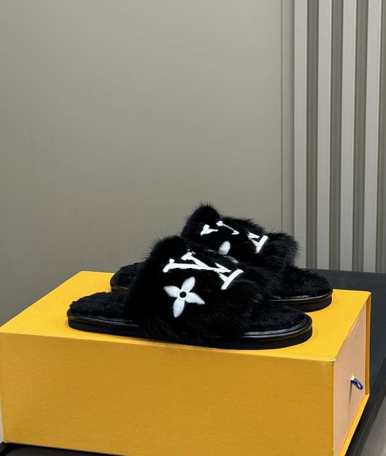 Louis Vuitton LV Luxury Real Mink Fur Soft Indoor Home Slippers