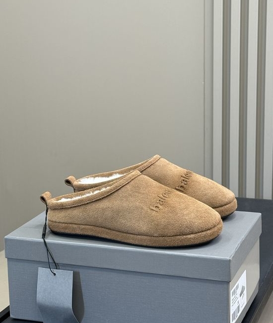 Balenciaga Cozy Shearling Lined Slip On Half Slippers