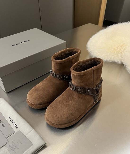 Balenciaga Stylish Warm Winter Boots with Wool Lining Anti-slip Sole