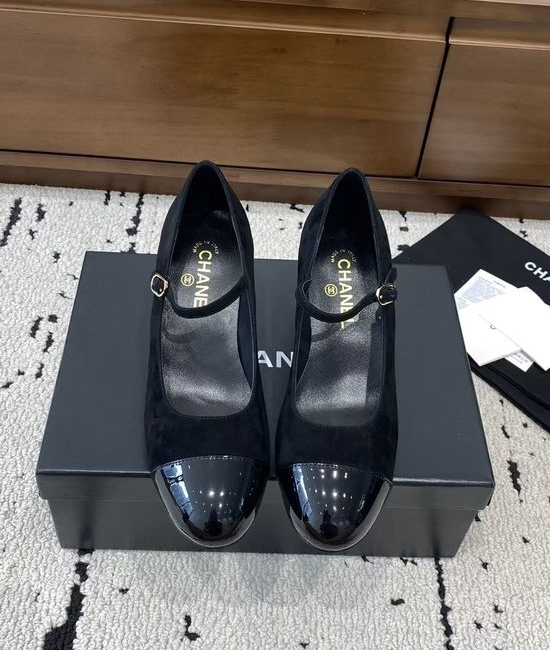 Chanel Elegant Pearl Heel Pumps Premium Suede Upper Soft Lining