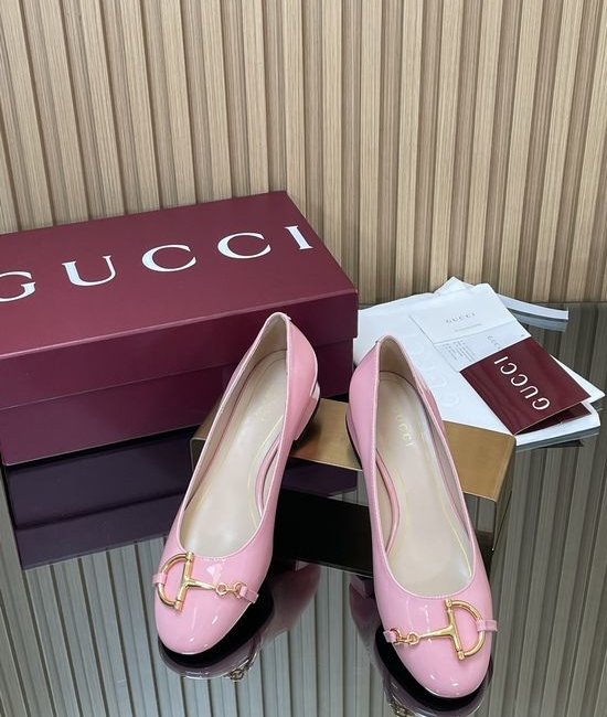Gucci Patent Leather Buckle Loafer With Leather Sole