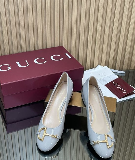 Gucci Patent Leather Buckle Loafer With Leather Sole